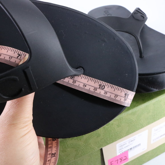 Gucci 41 Y2K Black Logo Shiny Rubber Platform Flip Flops Thongs Sandals E782 - Picture 8 of 16